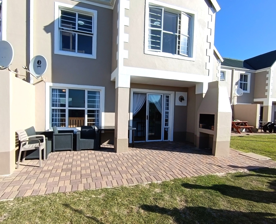 3 Bedroom Property for Sale in Marina Martinique Eastern Cape